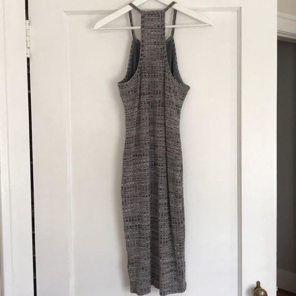 Modern grey dress - Picture 3 of 10